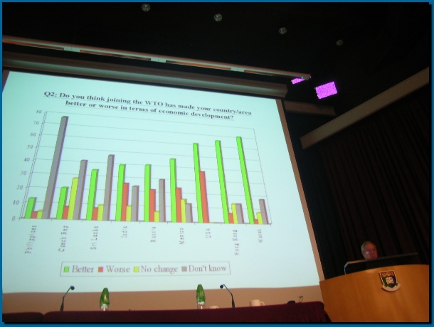 602x451 pixels (77K)